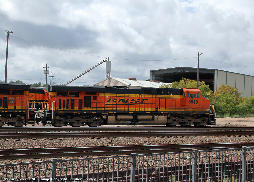 Temple engine facility